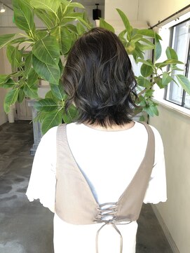 モワ 仙台(Mois) 大人かわいい20代30代40代ミディアムボブ/シルキーベージュ