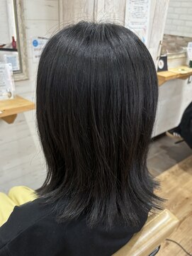 スカイ(SKY) ミディアムカット/透明感カラー