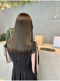 つやつやオリーブベージュ