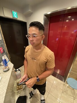 銀座マツナガ 神田店 メンズカットショートスタイル七三刈り上げフェードバーバー