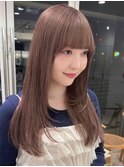 ミニウルフ卵形丸型ホワイトグレージュミルクティー透明感ロング