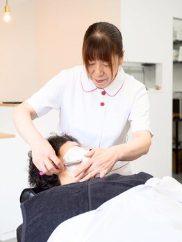 ジェイズワールド(J's World)の写真/お顔の印象を左右する「ひげ・眉」のお手入れもお任せください☆清潔感が溢れる素敵な第一印象に＊