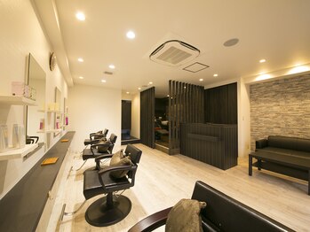 amu yours salon　【アム　ユアーズサロン】