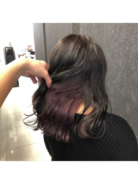 デザイン フォー ヘアー グランツ プロデュース バイ ヒス(Design for hair GRAnt'z) パープルピンクインナーカラー