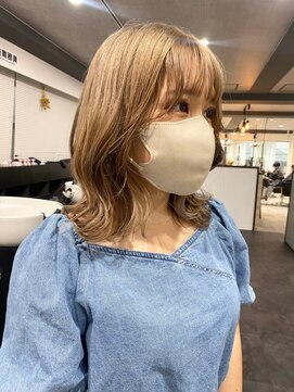 ツキ 横浜店(tuki) インナーカラーイヤリングカラーブリーチ髪質改善トリートメント