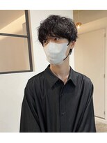 キュー(Cue_)&nbsp;ニュアンスマッシュパーマメンズ小顔カット（表参道原宿）