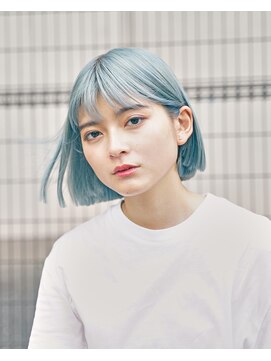 ルク(RUKU) ハイトーンボブ/ブリーチ/内巻き/デザインカラー/ぱっつんボブ