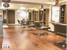美容室エイシア(A S I A)の雰囲気（ゆったりくつろげる店内空間です！【美容室ASIA】）