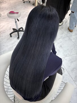 ロンドルピナス 小倉(Lond Lupinus) ブルーブラック/縮毛矯正/美髪のススメ/外ハネボブ/髪質改善