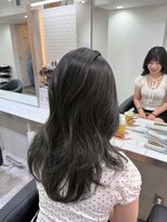 ヴィオットバイサロン(Viot by Salon)&nbsp;前髪ありくびれヘア夏アプリコットオレンジハイライトカラー