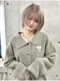 ミルクティーグレージュ/小顔に見せるレイヤーボブ
