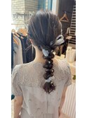 キラっと華やか編み下ろしヘア