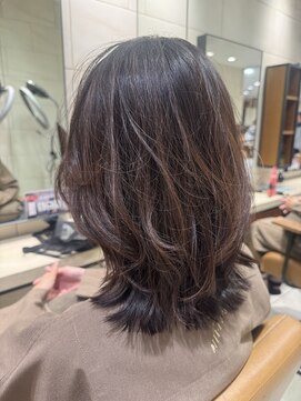 ピークアブー アヴェダ 池袋東武(PEEK-A-BOO AVEDA) ミディアムレイヤー