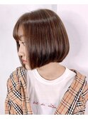 扱いやすい前下がりミニボブ