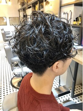 オンザ(ONTHE) ラウンドスパイシーパーマ