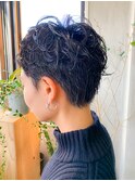 パーマヘア、ベリーショート、くるくるパーマ、オン眉