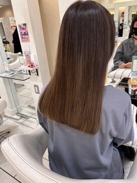 エクリフルール(equri fleur) 【目黒】 脱白髪染めハイライト×髪質改善トリートメント