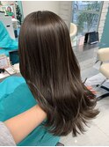 【mio】ベージュ系ハイライトカラー×レイヤーカット