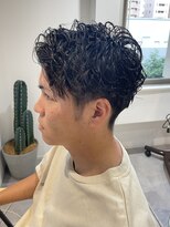 カルゥグラッシー(KALOU glassi)&nbsp;ツイストスパイラル/センターパート/ツーブロック