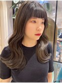 ラフウェーブダークブラウンミディ　【錦糸町】