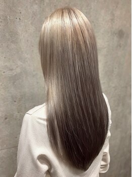 ソアバイリコヘアー(soar by LiCO Hair)の写真/今までの縮毛矯正に不満がある方必見☆独自技術と最新の薬液導入でダメージレスなうる艶ストレートに◎