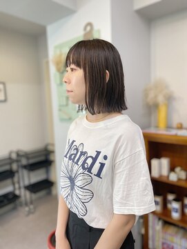 アンドチル 渋谷(AND CHILL) ブリーチなしグレージュカラー/切りっぱなしボブ　渋谷