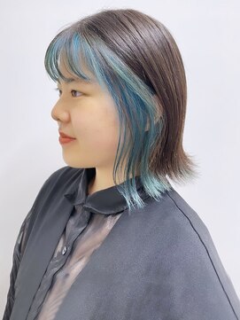 ウクラ バイ レシッド 池袋(uchla by rcid) イメチェンインナーカラーターコイズブルーくびれボブワンカール