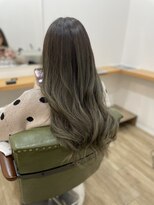 グリーンルームセカンド 結城店(GREEN ROOM. 2nd)&nbsp;退色をいかして　カーキアッシュ×11種類のトリートメント