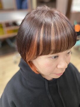 シャイン(shine) カット+ヴィラロドラカラー+ブリーチ+スパトリートメント