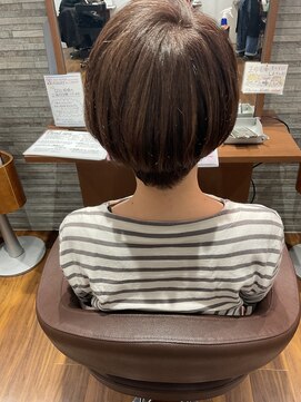 アミカ シーモール店(Amica) ショートボブ