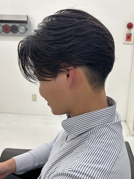 カット　フェザーパーマ　ニュアンスパーマ　毛流れパーマ