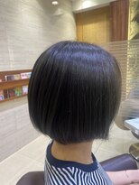 フェイス 大船(FACE)&nbsp;透け感カーキカラー/ボブスタイル/REONA