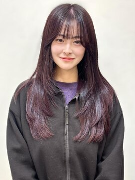 セルカ 新宿(CERCA) たっぷりレイヤーとワインレッド