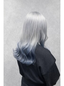 インスヘアー 明石(INCE HAIR) ホワイトシルバーグラデーション