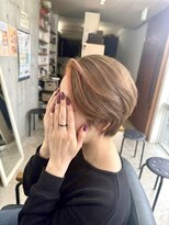 リアクト(React)&nbsp;白髪ぼかしショート