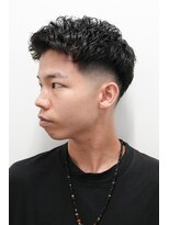 カーウォッシュバーバー(CARWASH BARBER)&nbsp;メンズカットスキンフェードアップバングパーマショート0805