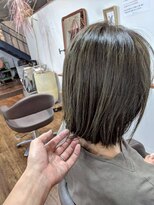 ヘアメイクボッカ(hair make Bokka)&nbsp;透明感カーキベージュ×ボブ