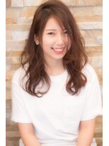 ヘアースペース ブイ(hair space V) 波ウェーブセミロング