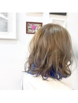 ヘアースタジオ ハーフバック 高尾店(HAIR STUDIO HALF BACKS×１/2) インナーカラーロブ