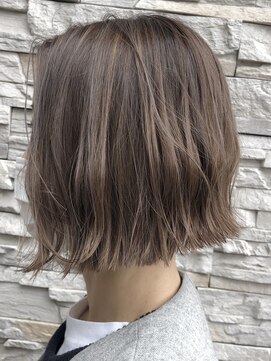 キュー(CUE) ボブ