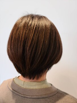 シュシュ 高坂店(Chou Chou) ショートボブ　ベージュオーガニックカラー