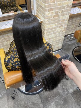 メルティエ(Mertie) チョコレートアッシュ【暗髪　髪質改善】