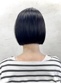 ボブ 切りっぱなし 小顔カット アッシュブラック