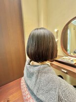 エルサフィロ ヨドヤバシ(el zafiro yodoyabashi)&nbsp;【el zafiro yodoyabashi】艶感ほのかな透明感ボブ