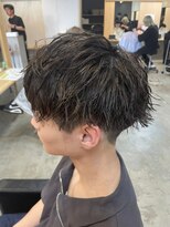 ニアウ 伊勢崎連取店(Niau)&nbsp;波巻きスパイラルパーマツイストスパイラルパーマメンズマッシュ