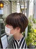 ショートボブ
