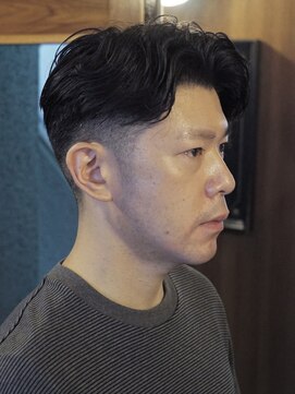 ダウバーバーショップ 表参道(DAU BARBER SHOP) ツーブロック 30代メンズ 40代メンズ 刈り上げ 大人ヘア