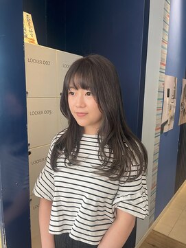 コワファースト 大分(COIFF1RST) グレージュのレイヤーカット