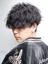 ルーシー 渋谷(LUCEY)&nbsp;ツイストスパイラルパーマ波巻きパーマシャドウパーマメンズ