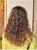 ヴースヘアデザイン(vou's hair design)&nbsp;ラフさを楽しむ、大人パーマ　/カット/パーマ/ダブルカラー/善行